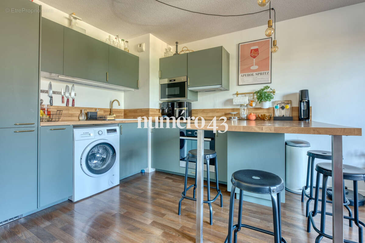 Appartement à VILLENAVE-D'ORNON