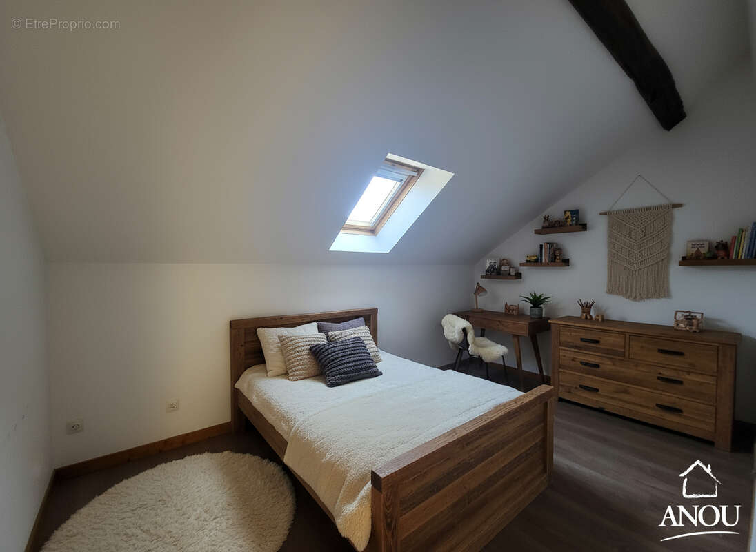 Maison à LA BAZOCHE-GOUET