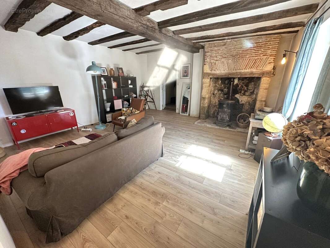 Maison à MONTPON-MENESTEROL