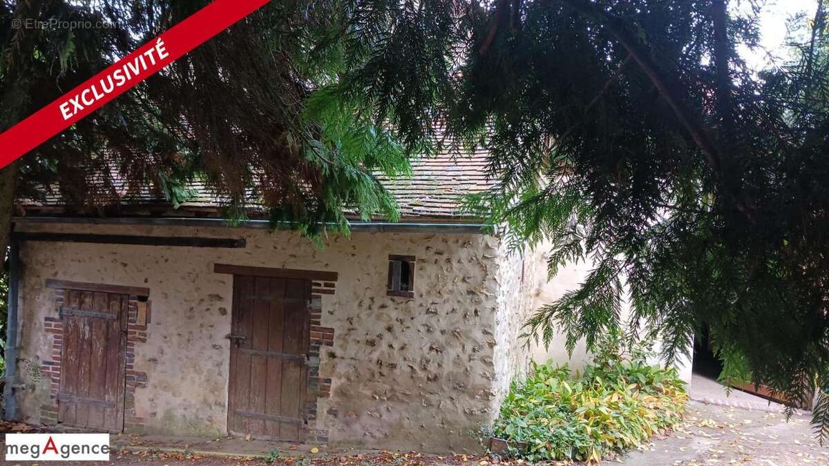 Maison à LA LANDE-SUR-EURE