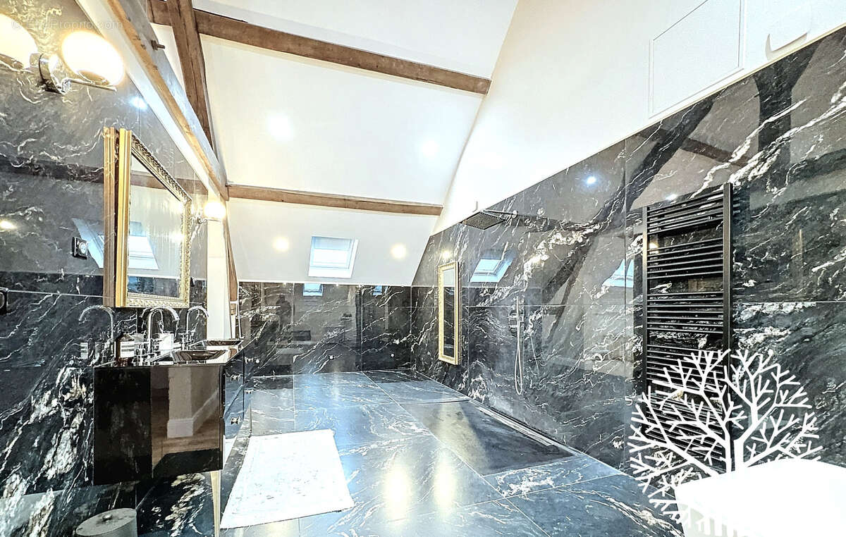 Maison à MILLY-LA-FORET