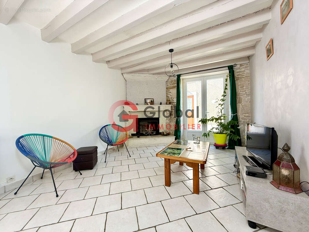 Maison à SAINT-HILAIRE-LA-PALUD