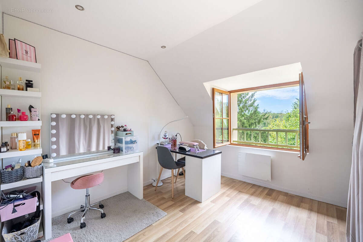 Appartement à SERAINCOURT