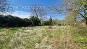 Situé dans un environnement calme et boisé - Terrain à VORGES