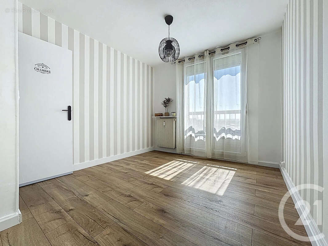 Appartement 63 m² à Tinqueux  - photo 7