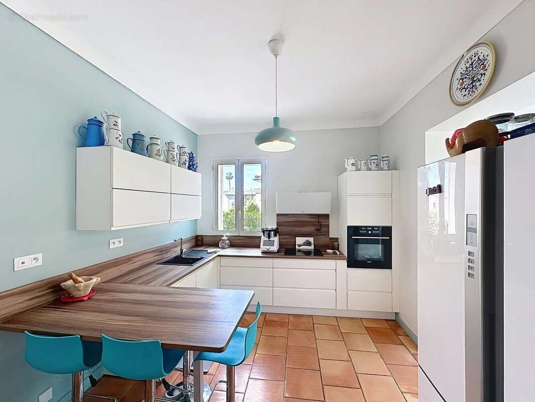 Maison à VALLAURIS