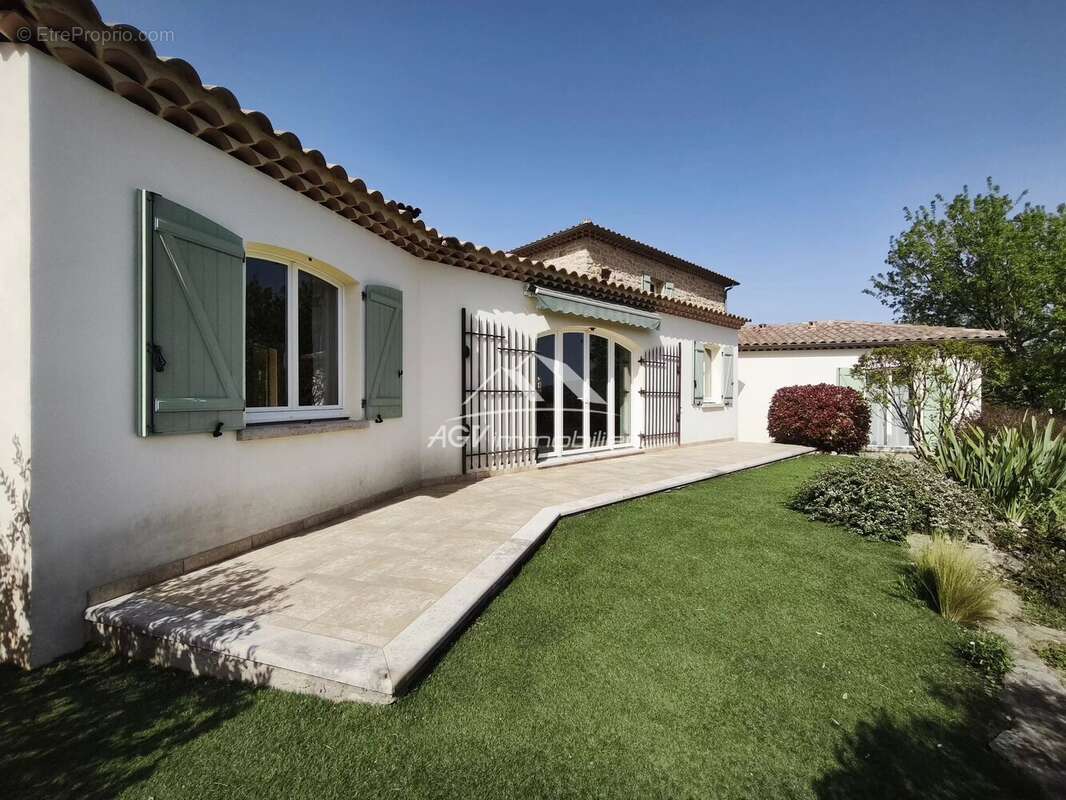 Maison à BOISSET-ET-GAUJAC