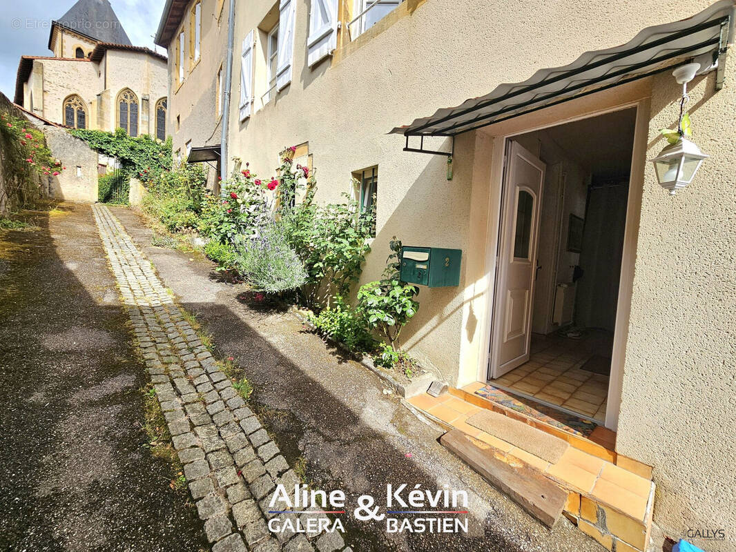 Maison à ARS-SUR-MOSELLE