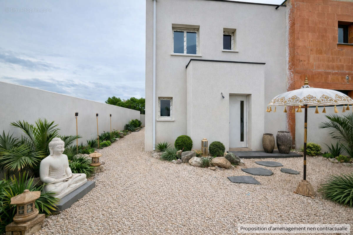 Maison à VIAS