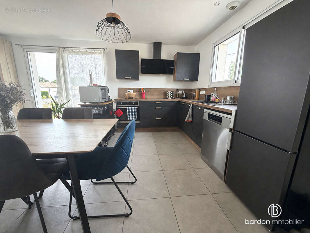 Maison Récente - 3 pièces - 74 m² - Soullans - photo 3