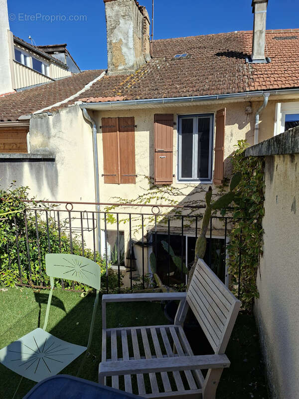 Maison à MIRANDE