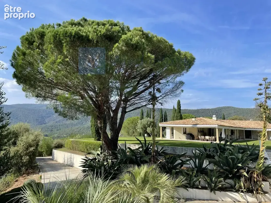Propriété unique de 27 hectares au calme - superbes vues - photo 8
