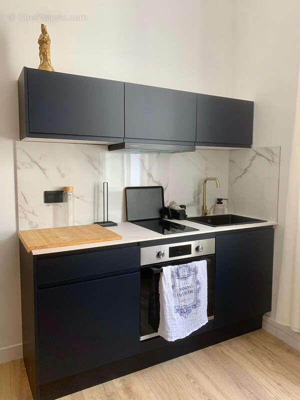 Appartement à MARSEILLE-2E