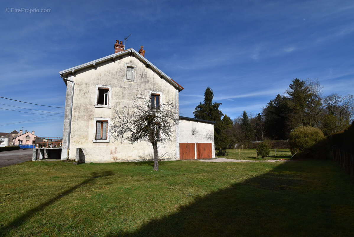 Maison à MAGNONCOURT
