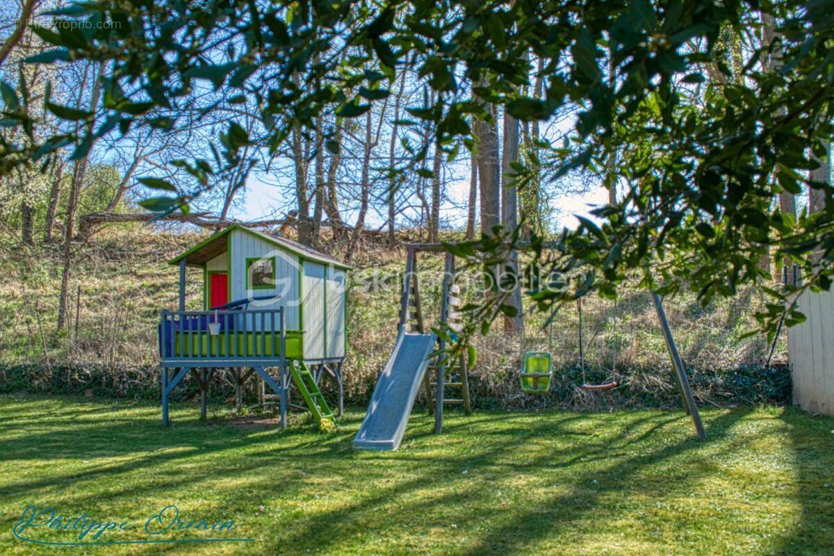 Maison à MORTEFONTAINE