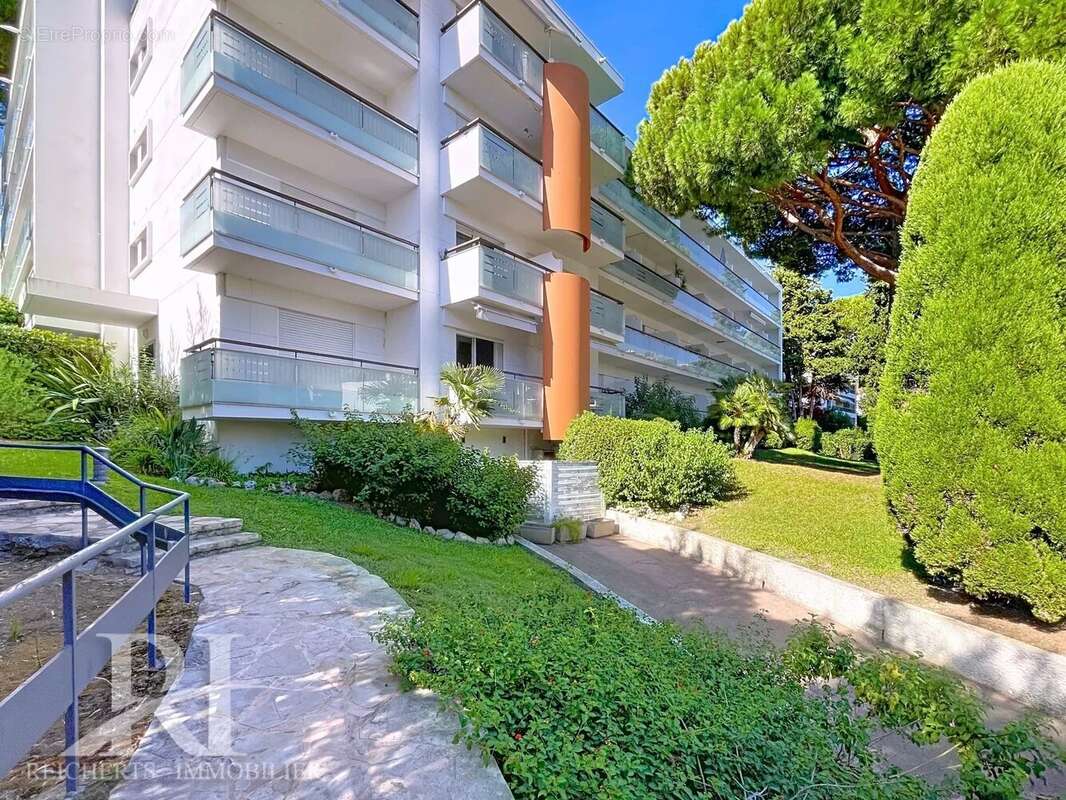 CANNES Montfleury Studio avec terrasse - photo 9