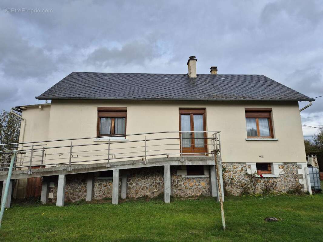 Photo 2 - Maison à MONTFORT-SUR-RISLE