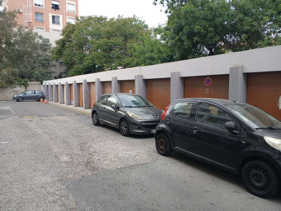 Appartement à MARSEILLE-3E