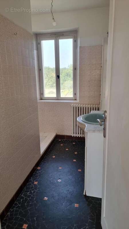 20250809163135 - Maison à LACAPELLE-MARIVAL