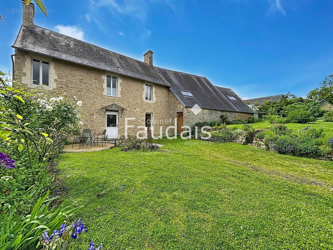 Maison à EVRECY