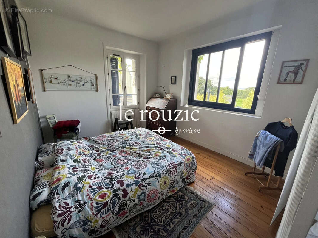 Maison 200 m² à Sene  - photo 9