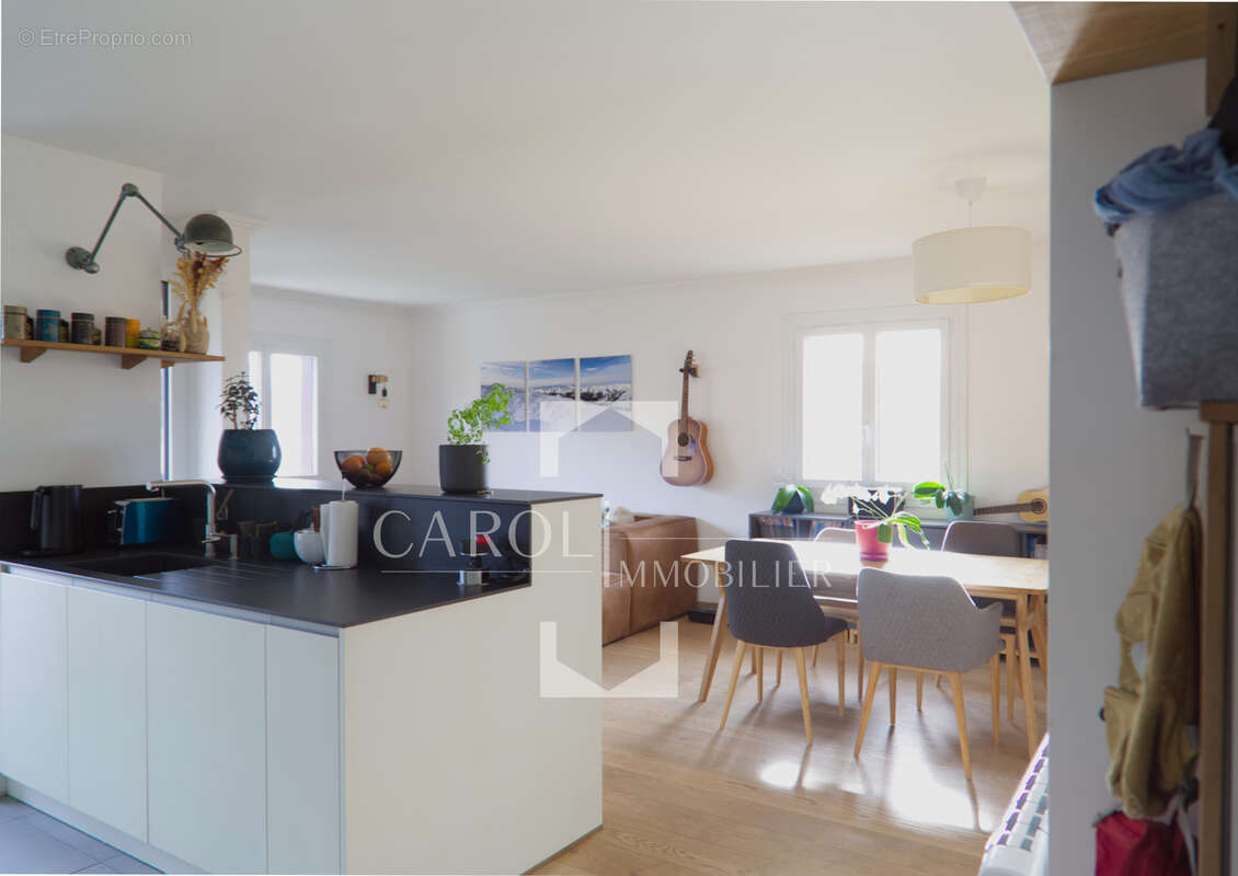 Appartement à ANNECY-LE-VIEUX