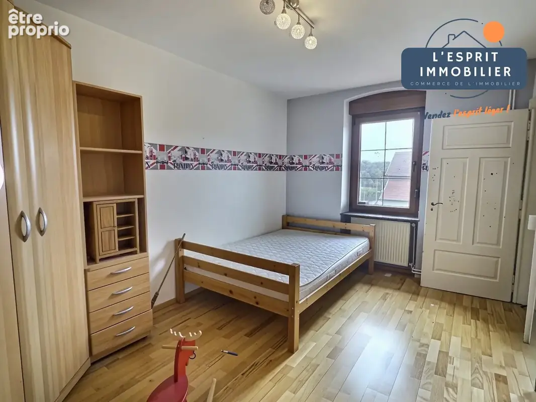 Maison 97 m² à Petite-Rosselle  - photo 2