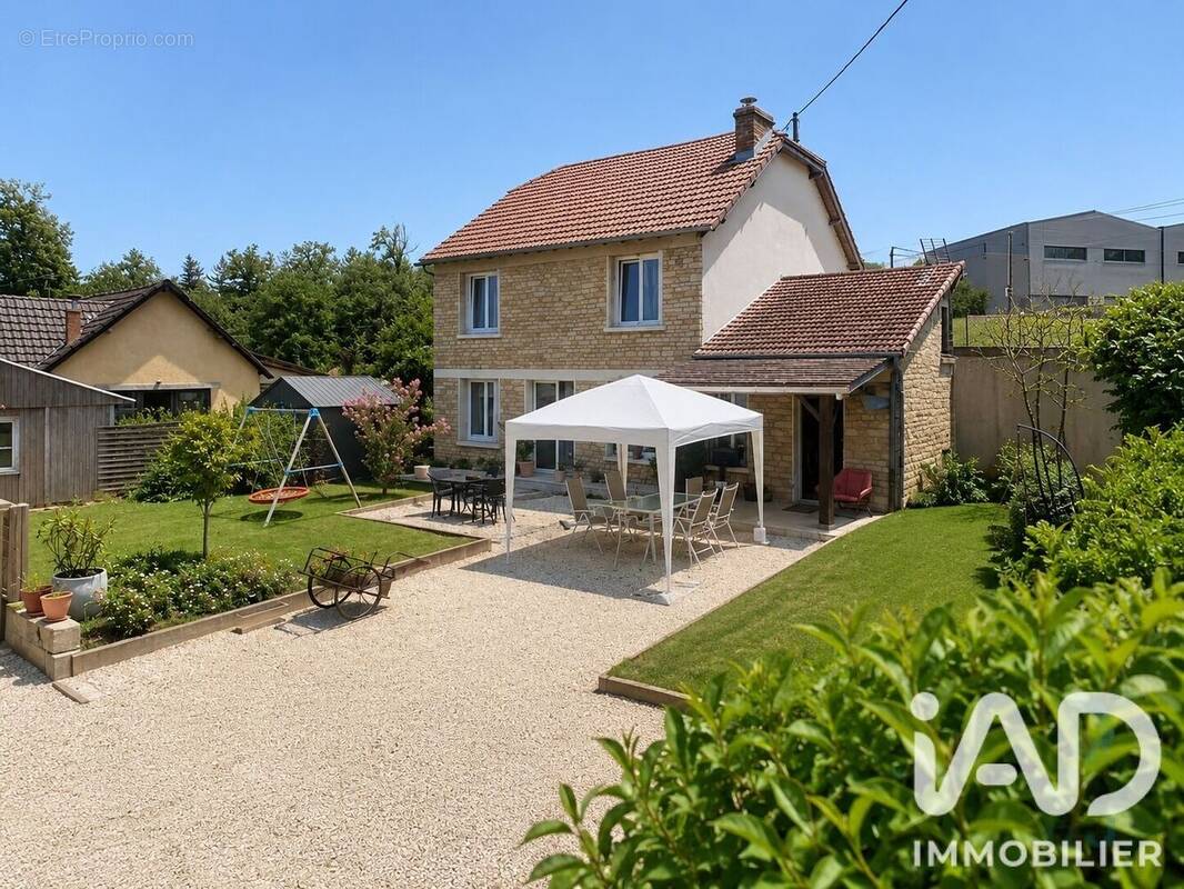 Photo 1 - Maison à SAINT-GENIES