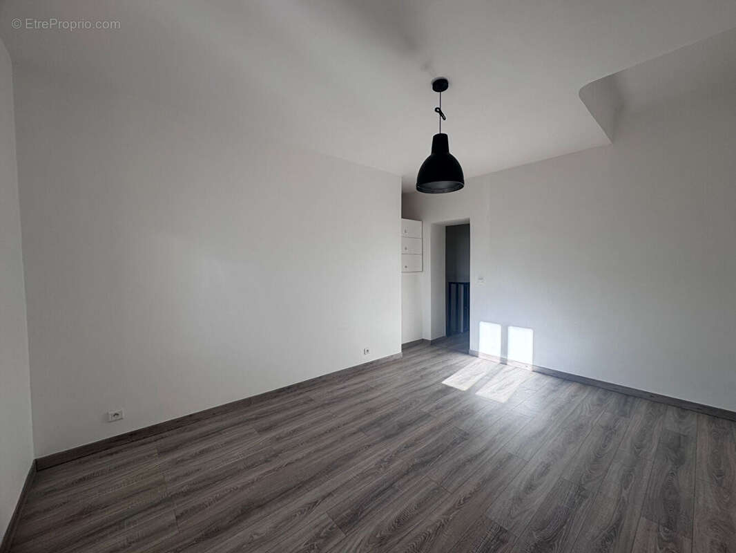Appartement à ROUSSET