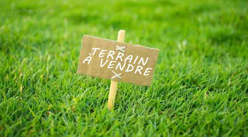 Terrain à ARMOY