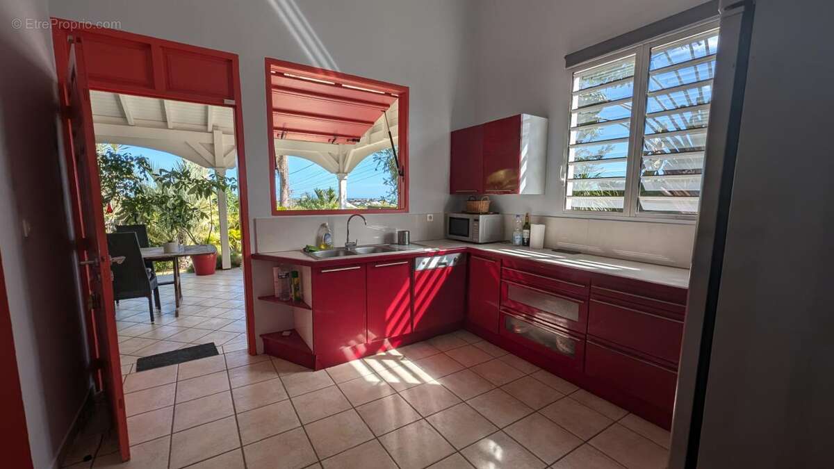 Maison à PETIT-BOURG