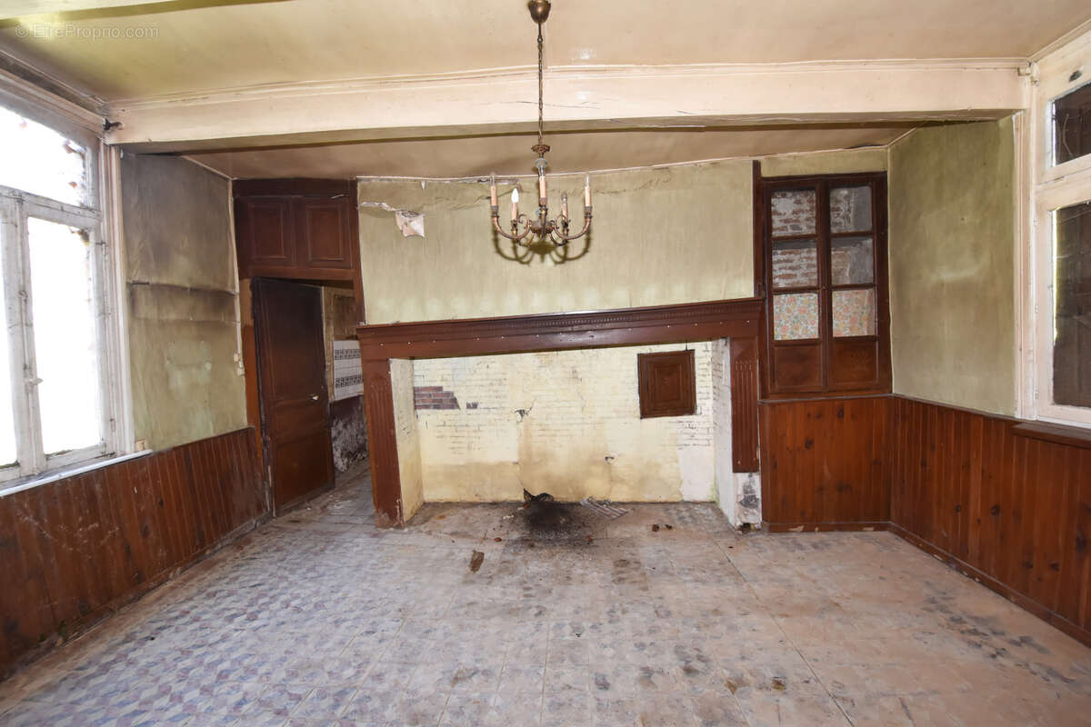 Maison à NAOURS