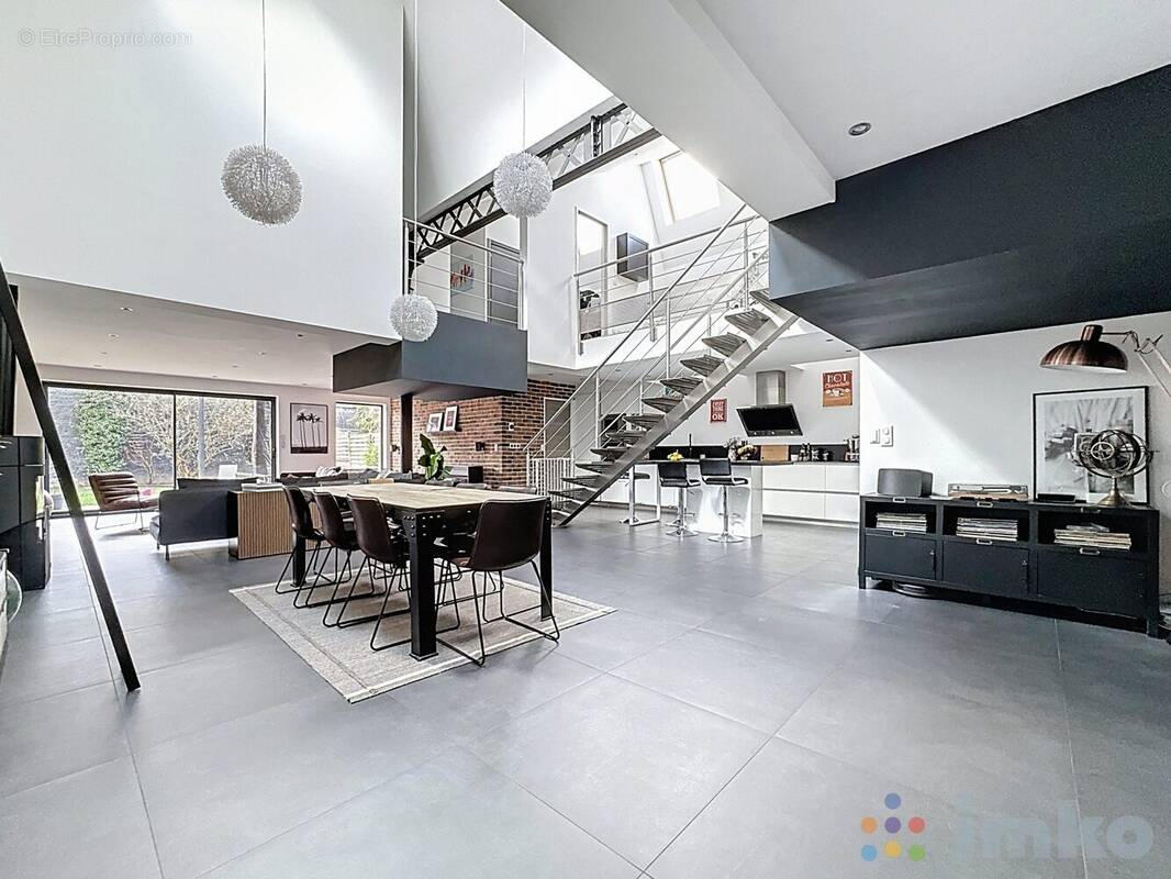 Maison à LYS-LEZ-LANNOY