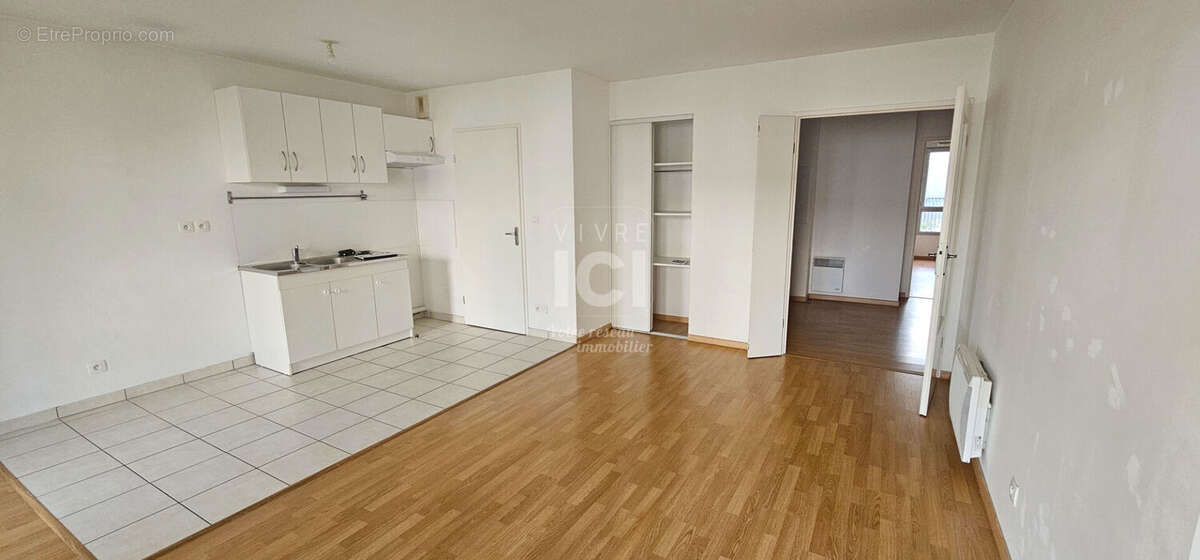 Appartement à SAINTE-LUCE-SUR-LOIRE