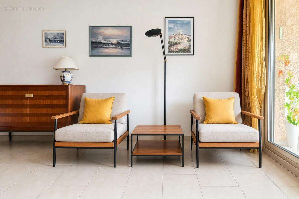 Appartement à VENCE