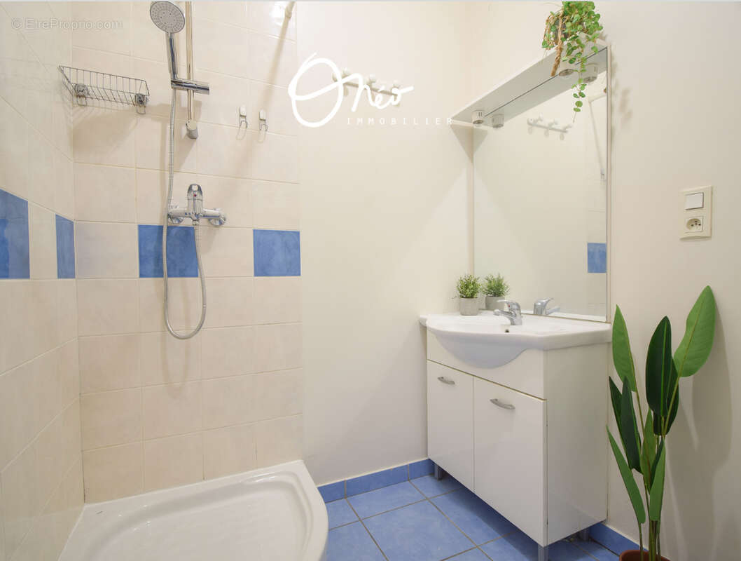Appartement à CONDRIEU