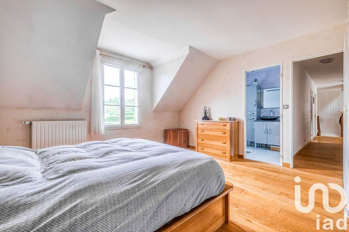 Photo 6 - Maison à ESBLY