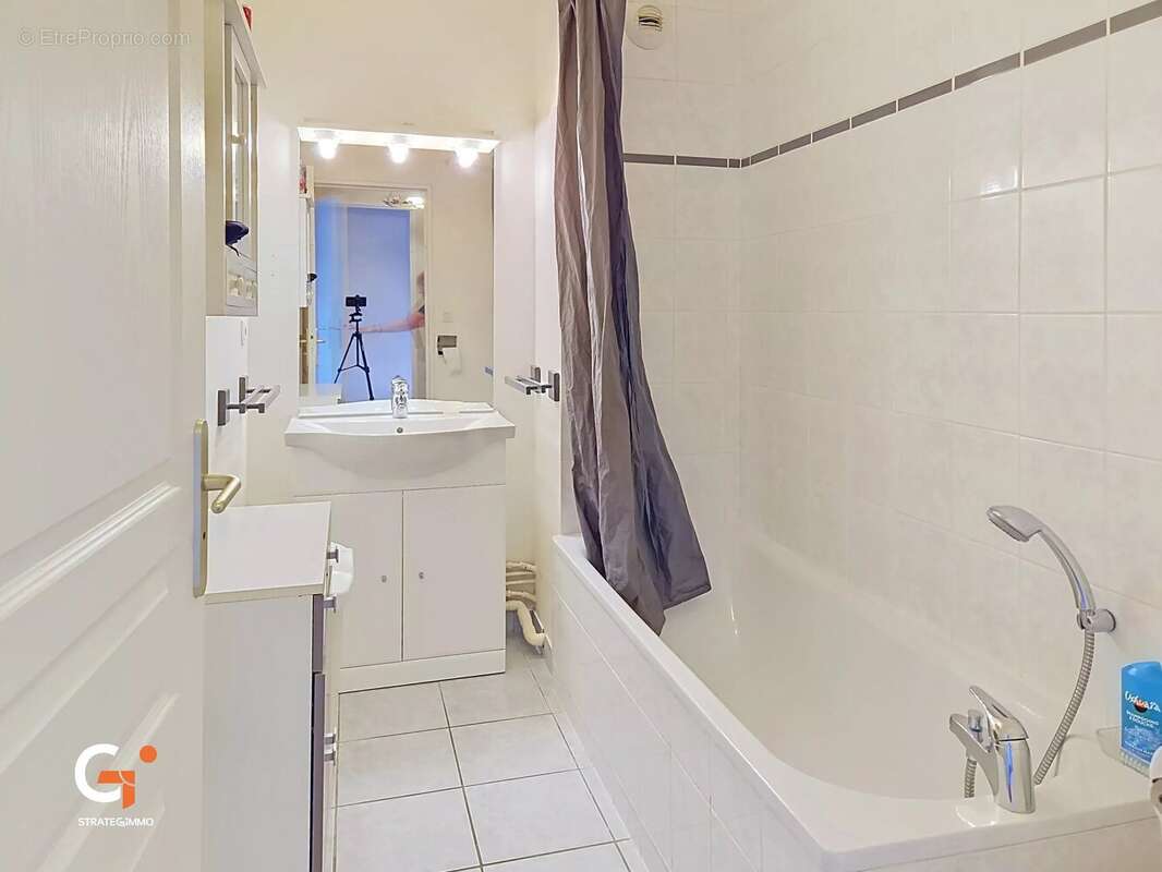 Superbe Duplex 3 chambres avec parking privatif!  - photo 12