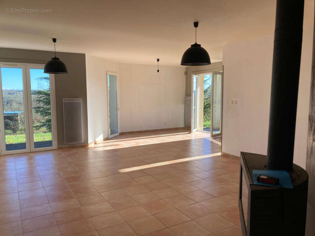 sejour bis - Maison à LALBENQUE