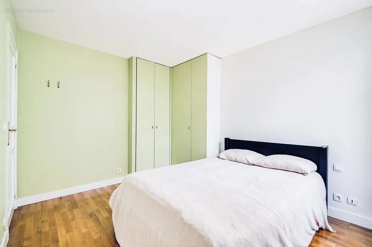 Appartement à PARIS-3E