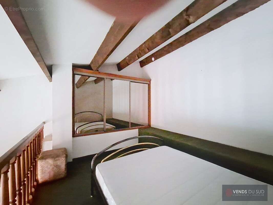 Appartement à LAMALOU-LES-BAINS