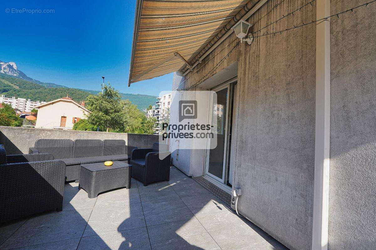 Appartement à SEYSSINET-PARISET