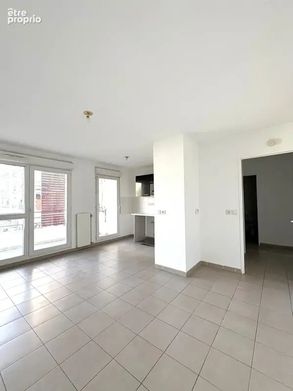 Appartement t2 de 41.48m2 - 13015 marseille - photo 2