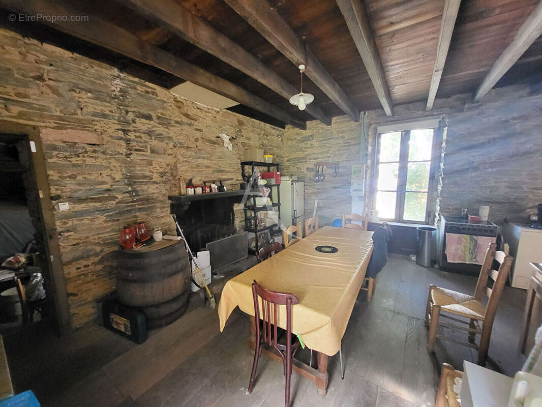 Maison à MARSAC-SUR-DON