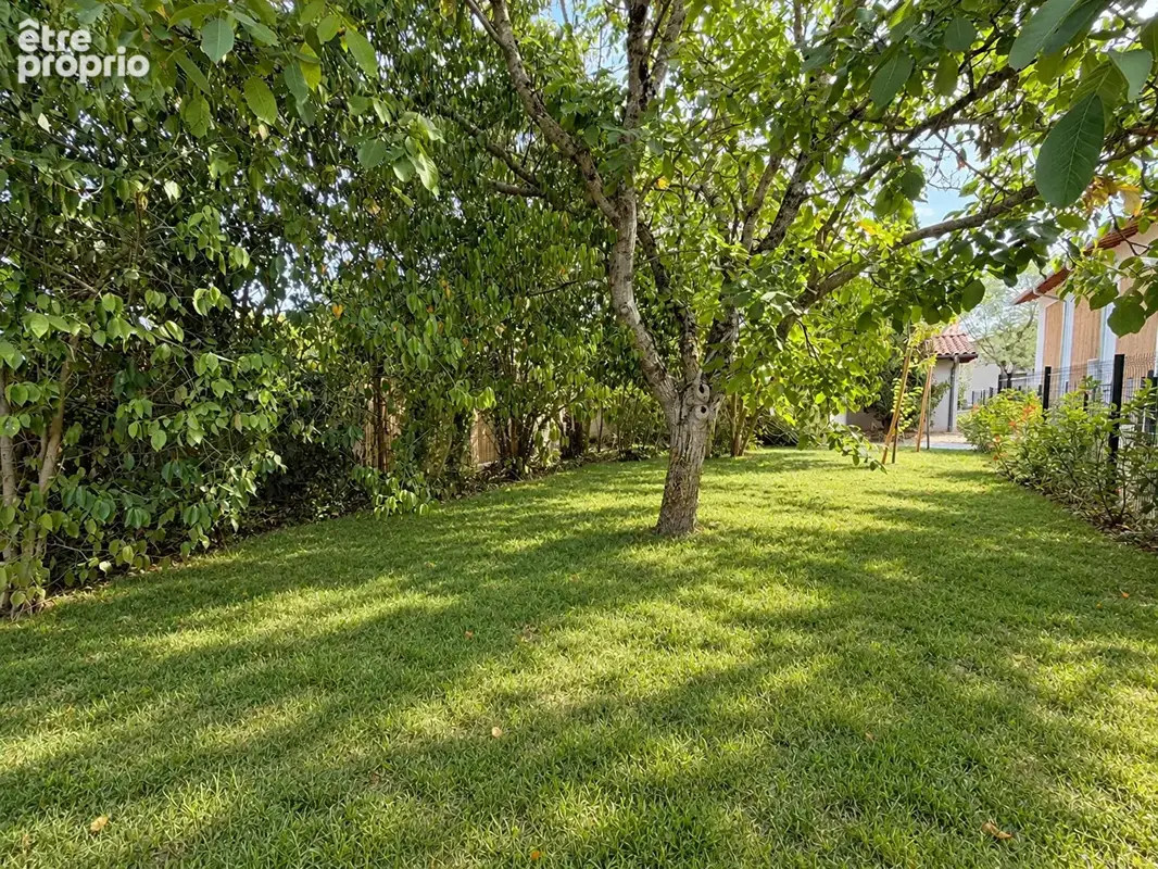 Maison 3 pièces de 88m² + 200m² de jardin + 2 parkings ! MONDONVILLE - photo 3