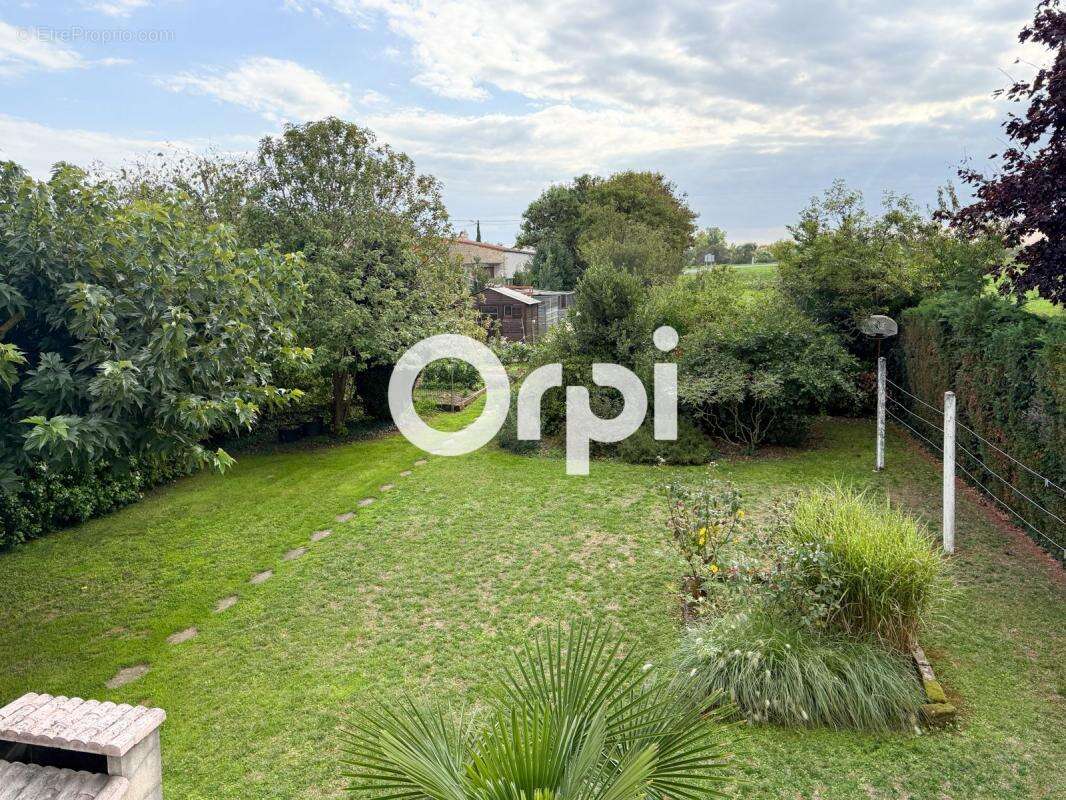 Maison à SAINTE-SOULLE