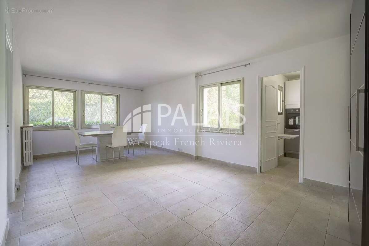 Appartement à CANNES
