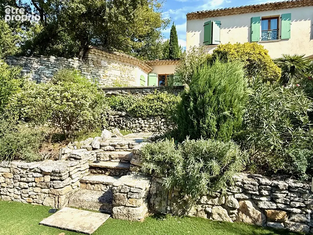 Nathalie sinard vous présente sur saint-paul-trois-châteaux  une propriété de charme, 5 chambres, piscine à dé - photo 6