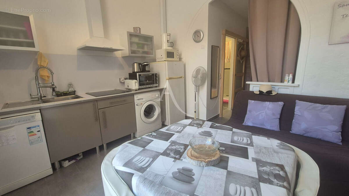 Studio alcôve 21 m² avec terrasse et garage  9 m² en plein centre de Balaruc-les-Bains - photo 3