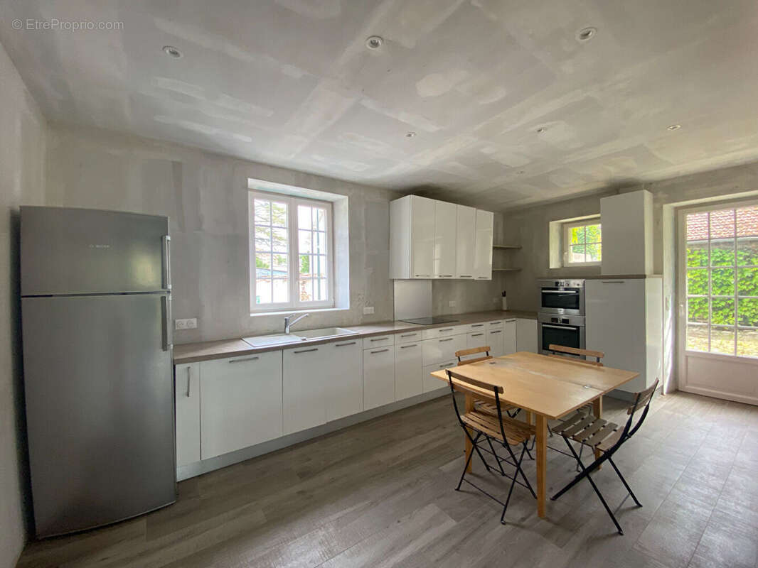 Maison à COULOMMIERS